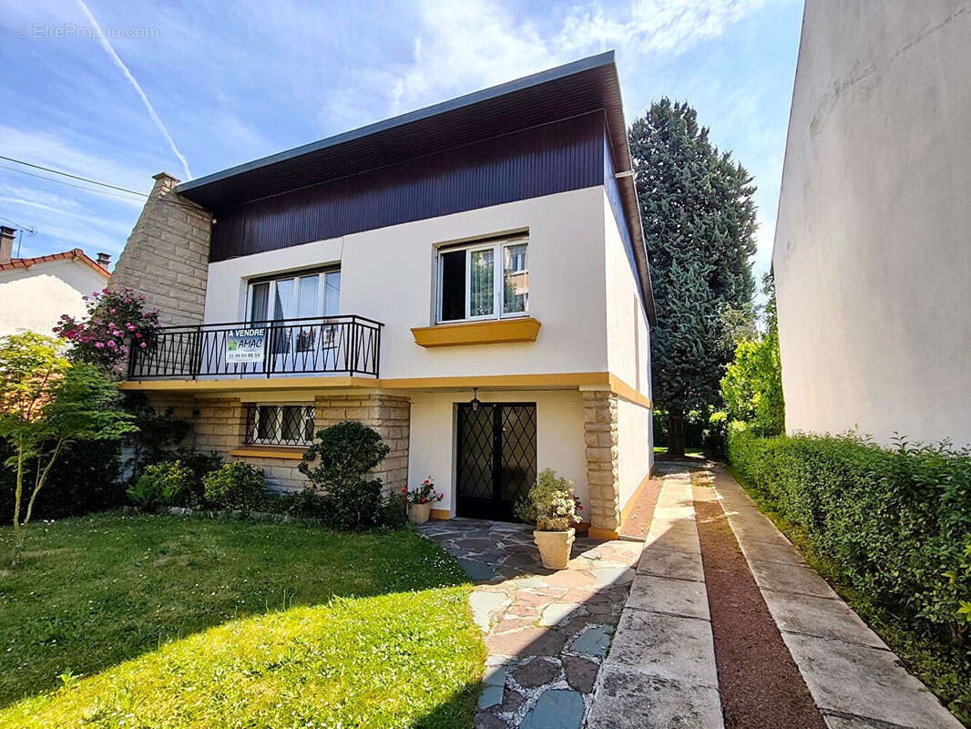 Maison à VILLEMOMBLE