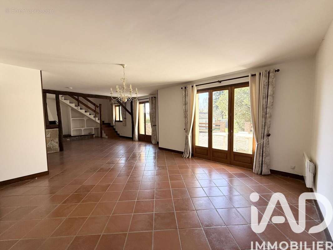 Photo 4 - Maison à LIVRY-SUR-SEINE