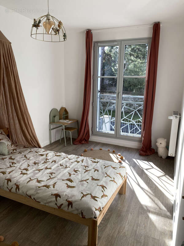 Maison à CHENNEVIERES-SUR-MARNE