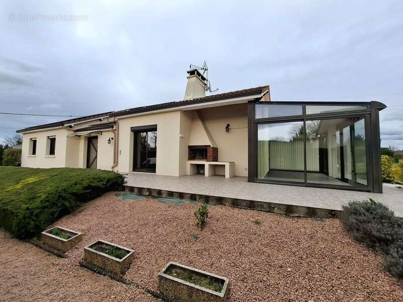 Maison à LA SAUVETAT