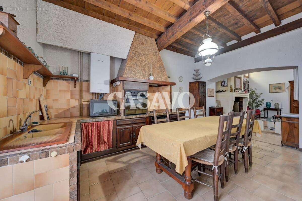 Vente Maison 3 pièces de 110m² - 13200 Arles - photo 2