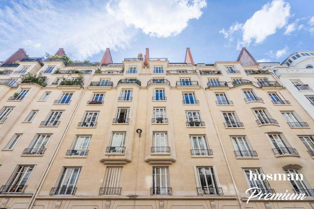 Appartement à PARIS-7E