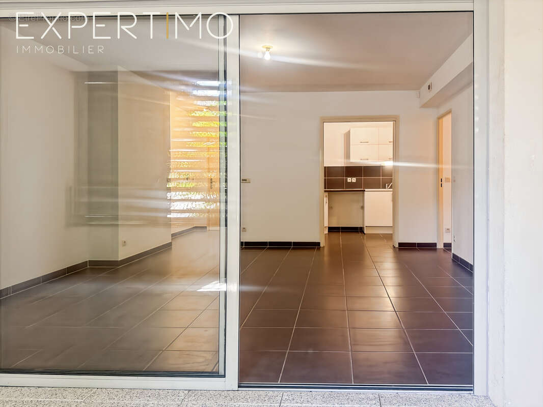Centre-ville Montpellier   Appartement T3 avec grande terrasse, garage et accès PMR - photo 11