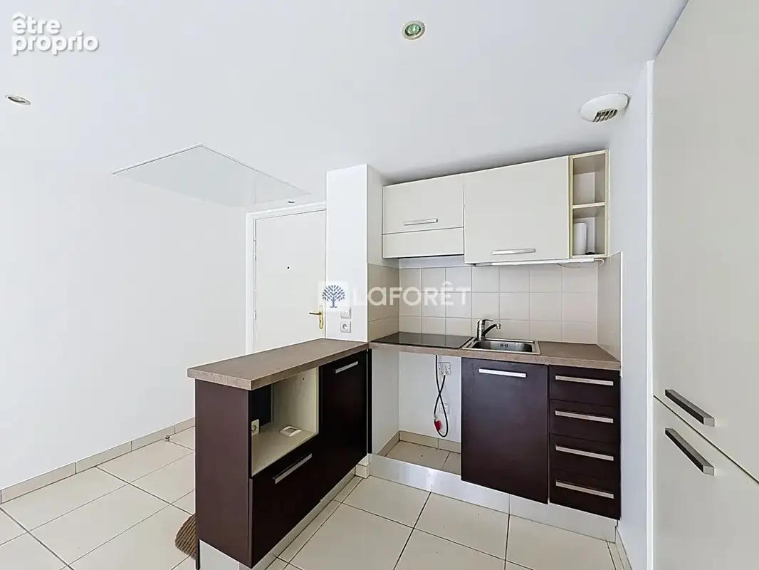 Appartement secteur Nice Le Port/Riquier, 2 pièces 39m2 - photo 2