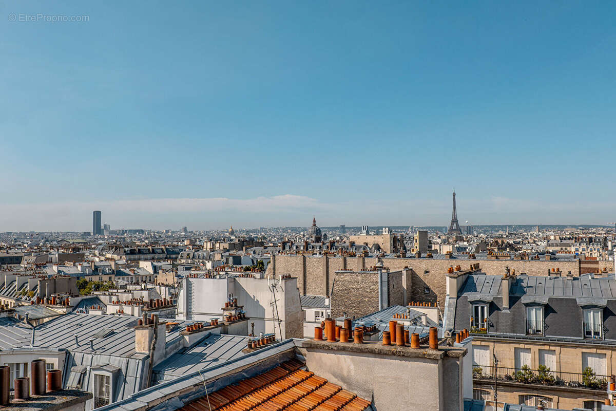 Appartement à PARIS-17E