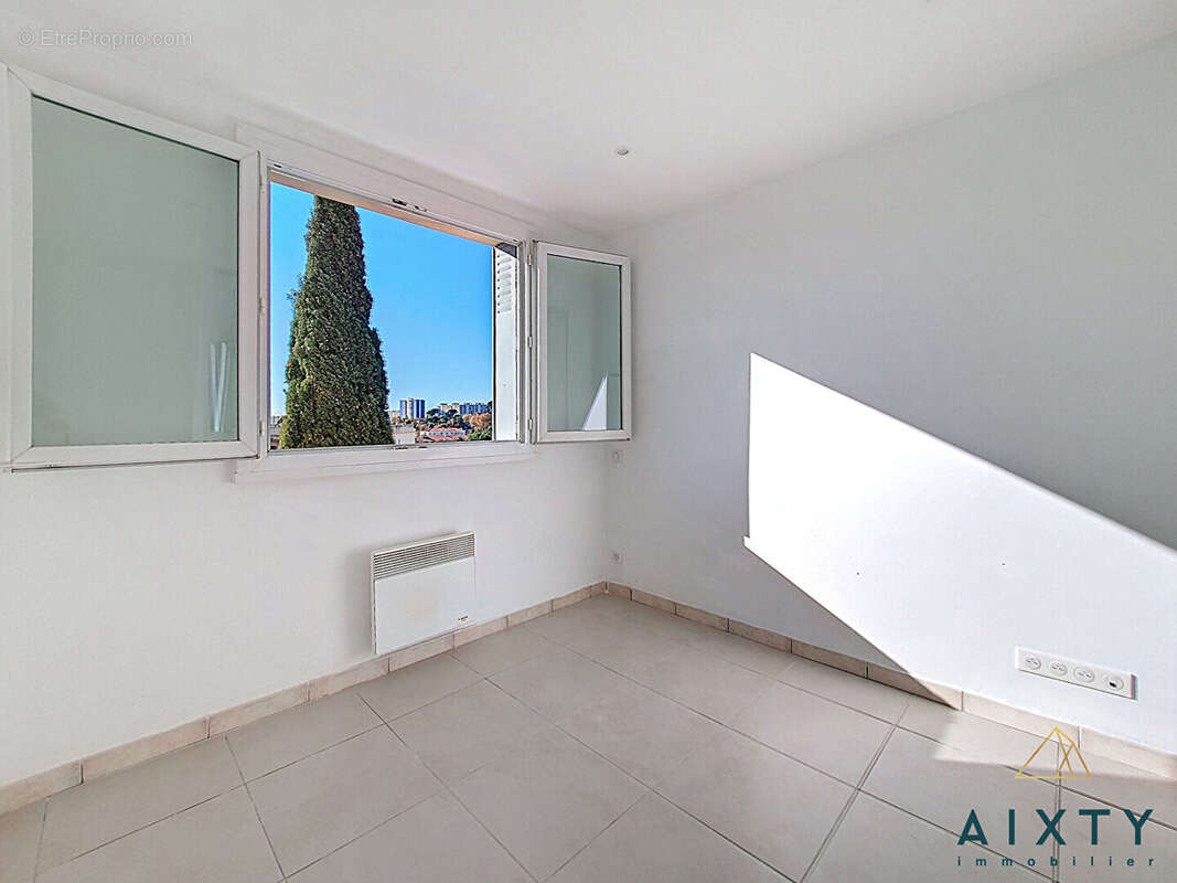 Appartement à MARSEILLE-13E