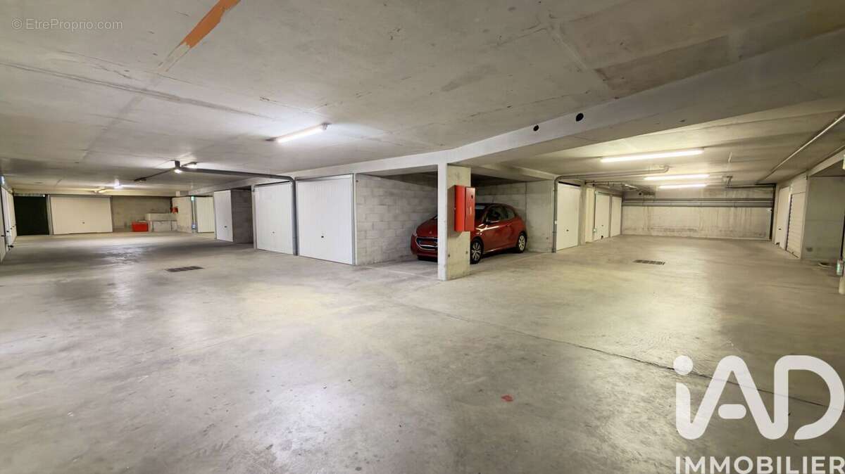 Photo 4 - Parking à NICE