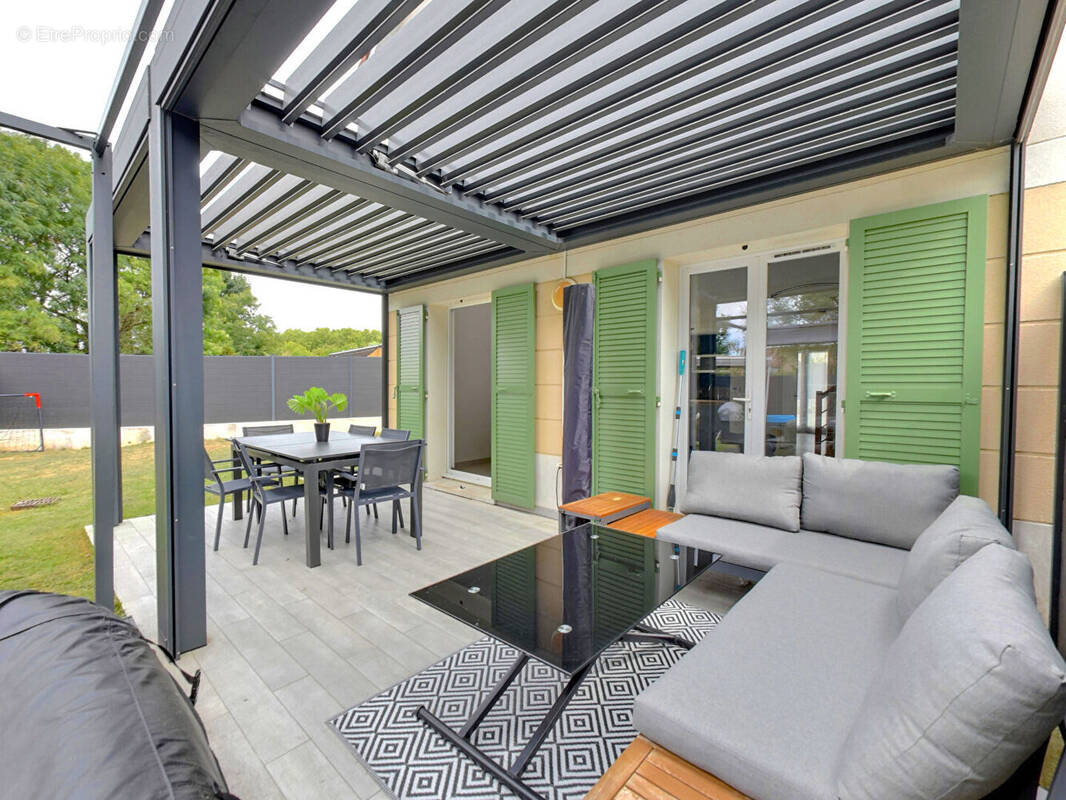 Maison à ROISSY-EN-BRIE