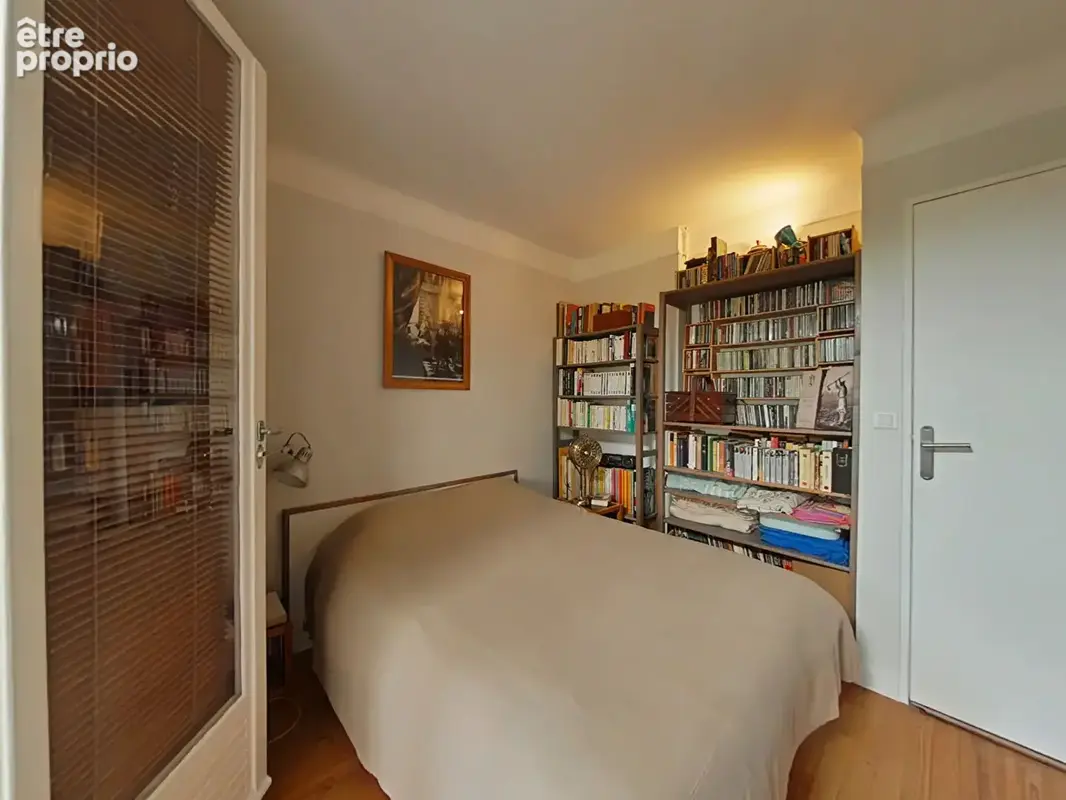 Maison de plain-pied 5 pièces, 99 m²,  4 chambres, terrain de 561 m²  FONTENAY LE FLEURY - photo 4