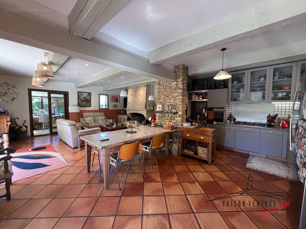 Maison à MIRABEL-AUX-BARONNIES