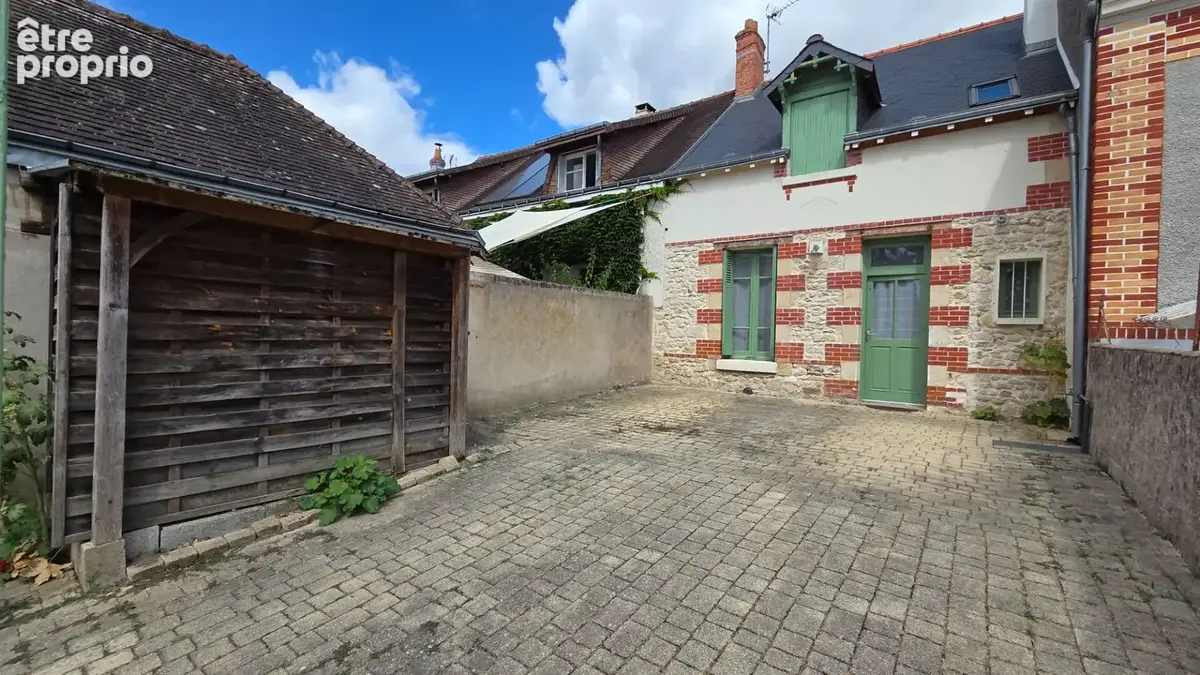 Maison à LA VILLE-AUX-DAMES
