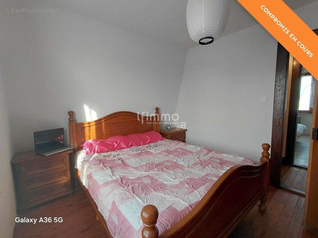 Maison des mines de 70m2 sur un terrain de 372m2 - photo 14