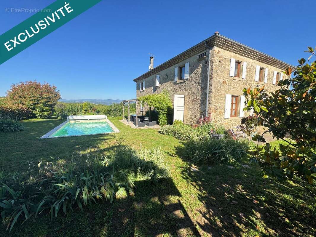 Maison 280 m² à Crozes-Hermitage  - photo 3