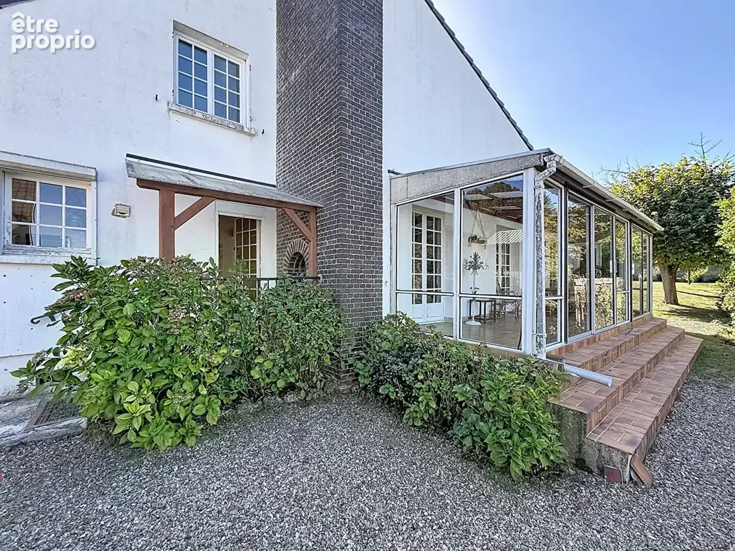 Photo Maison à Villiers-Saint-Frederic au prix de 449 000€