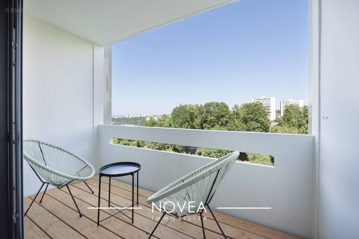 Appartement à LYON-5E