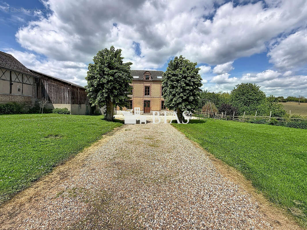 Maison à FORGES-LES-EAUX