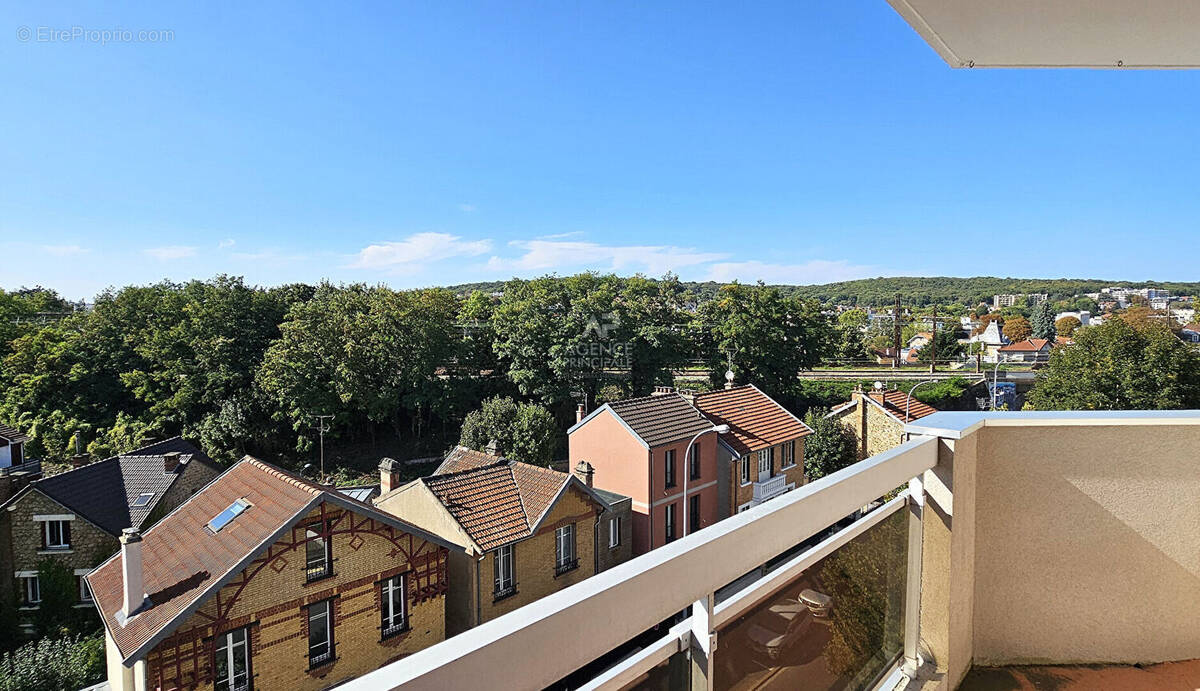 Appartement à CHAVILLE