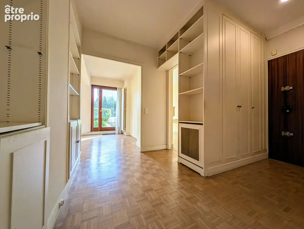 Appartement 3 pièces de 73.13 m2 - Cave et parking en sous-sol - photo 3