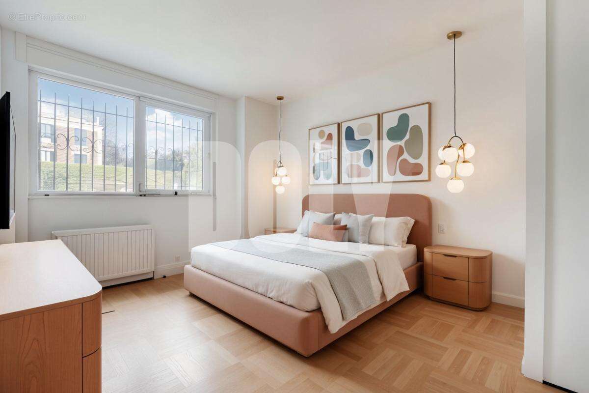 Appartement à NEUILLY-SUR-SEINE