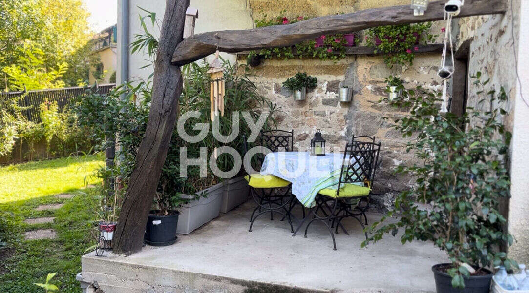 Maison à SAINT-DIDIER-SUR-BEAUJEU