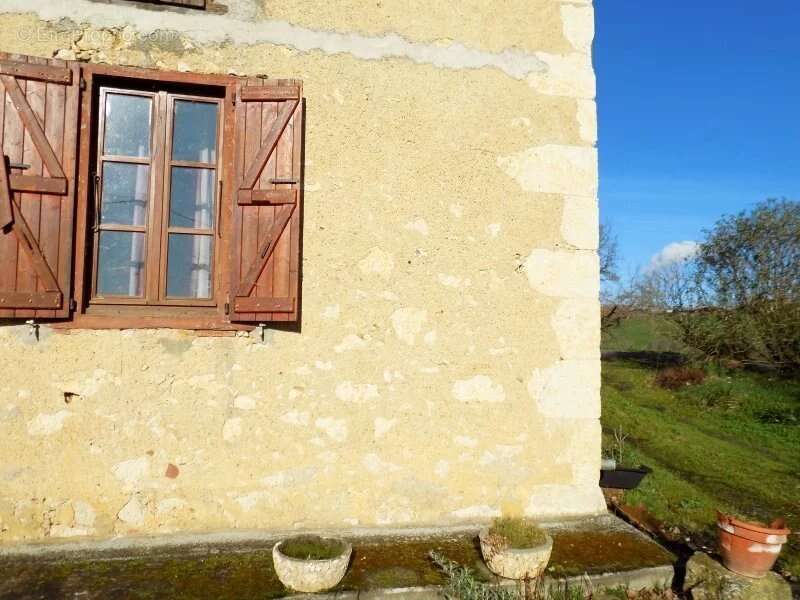 Maison à SEISSAN