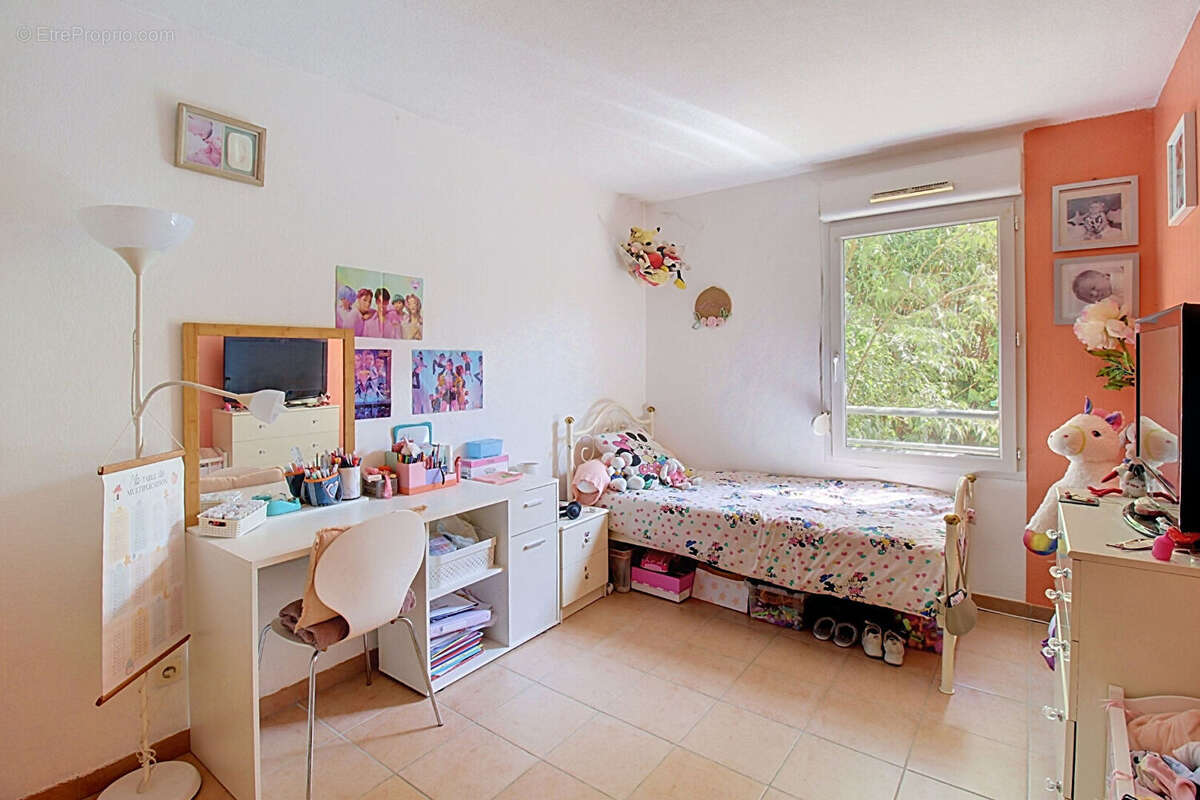 A VENDRE EN EXCLUSIVITE ! Appartement 4 pièces de 84 m² à Draguignan avec JARDIN - photo 12