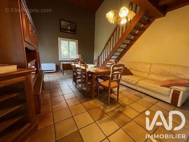 Maison 109 m² à Nieul-Les-Saintes  - photo 5