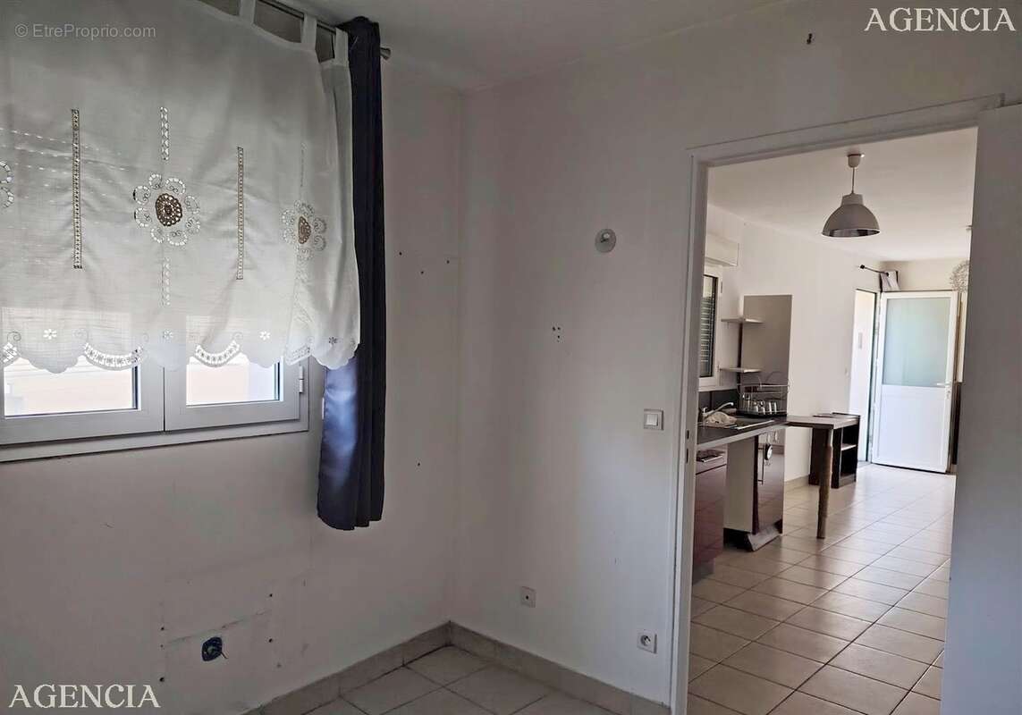 Appartement à ROISSY-EN-BRIE