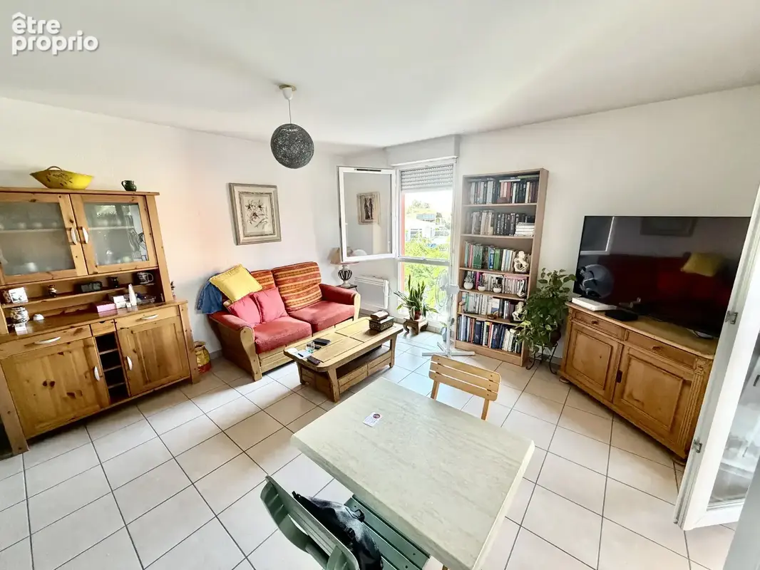 LUNEL (34400)   Appartement T2 de 47 m2 Carrez + Terrasse privative 8 m2 - photo 6