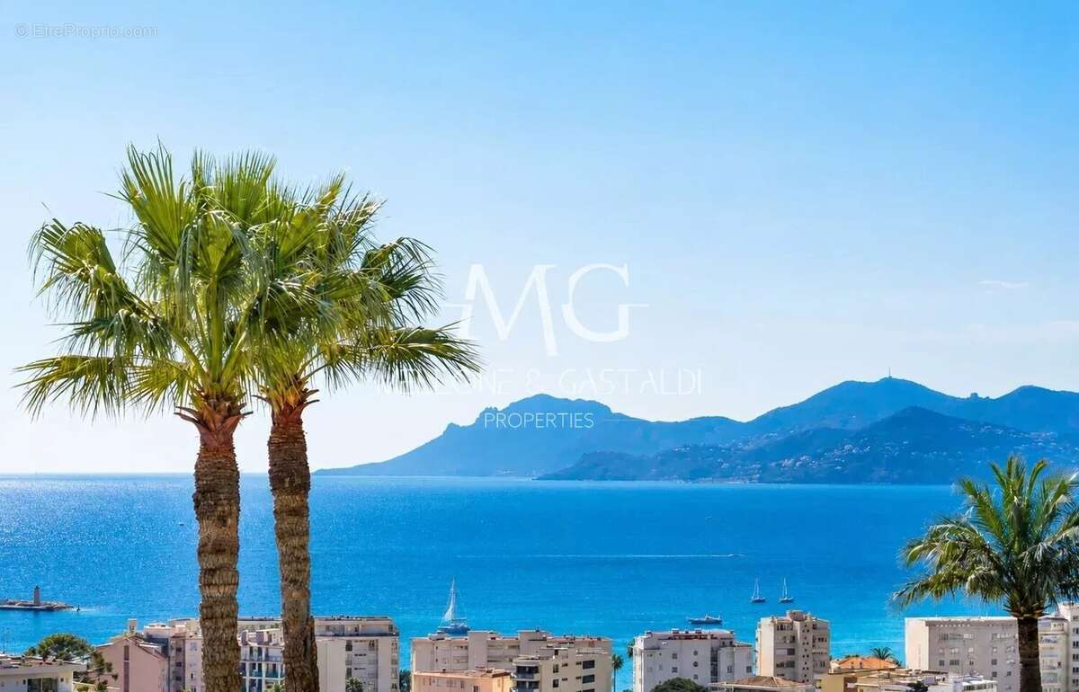 Appartement à CANNES