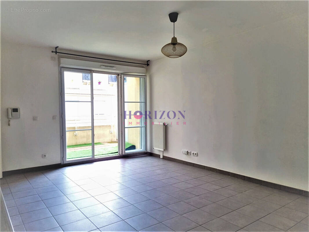 Appartement à PUISEUX-EN-FRANCE