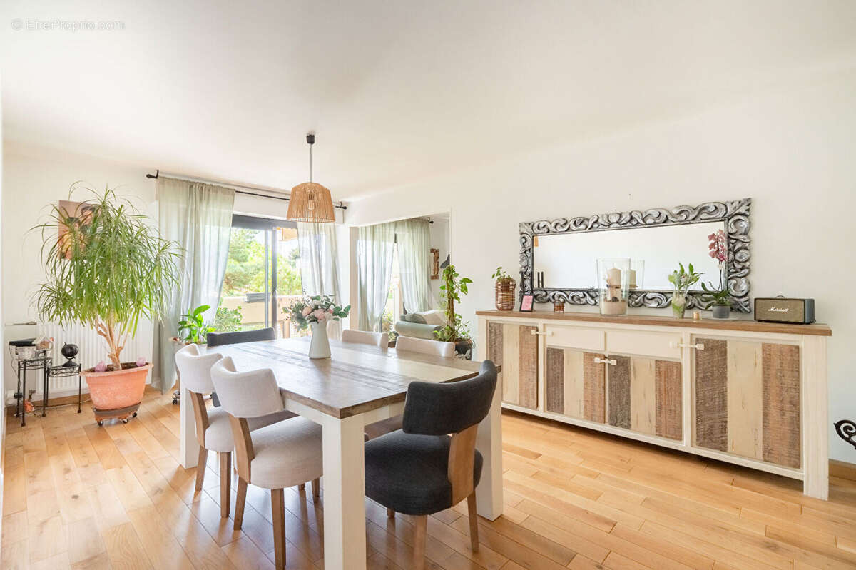 Appartement à MARSEILLE-12E