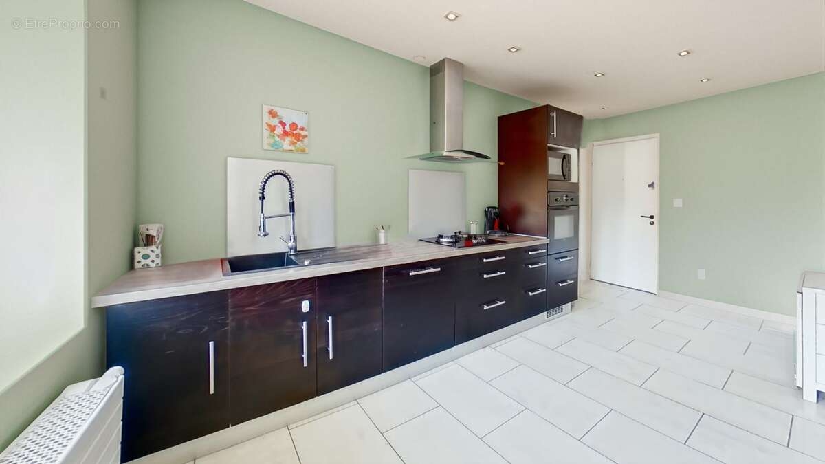 Appartement à MIRIBEL