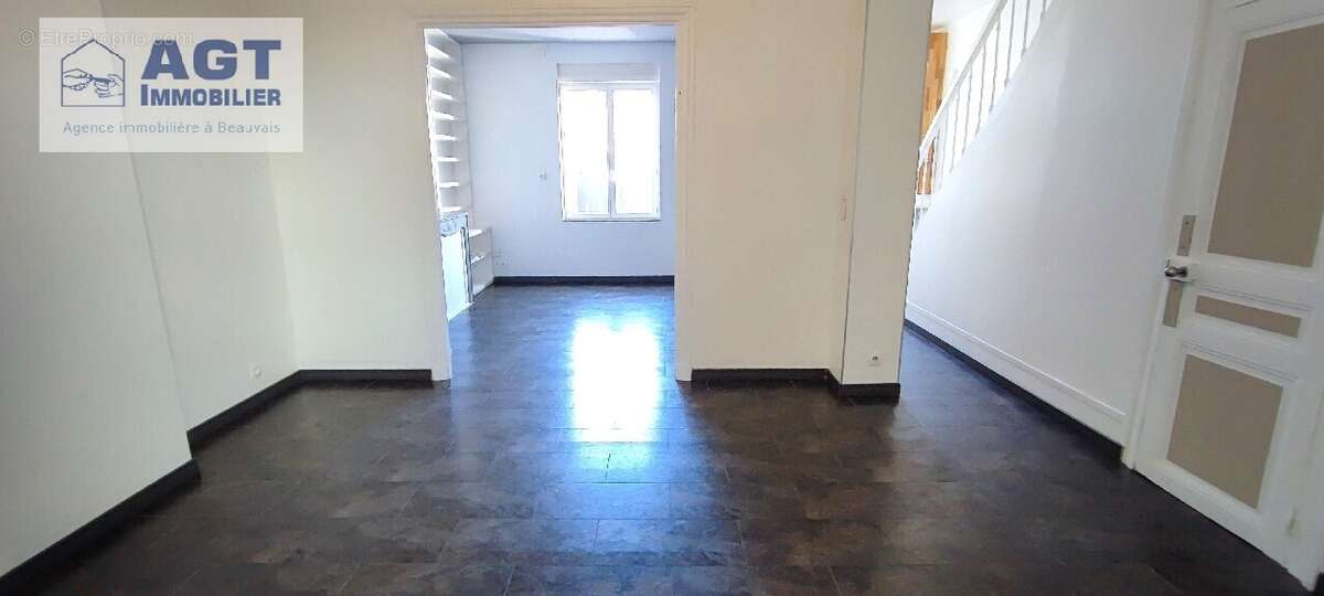 Maison à BEAUVAIS