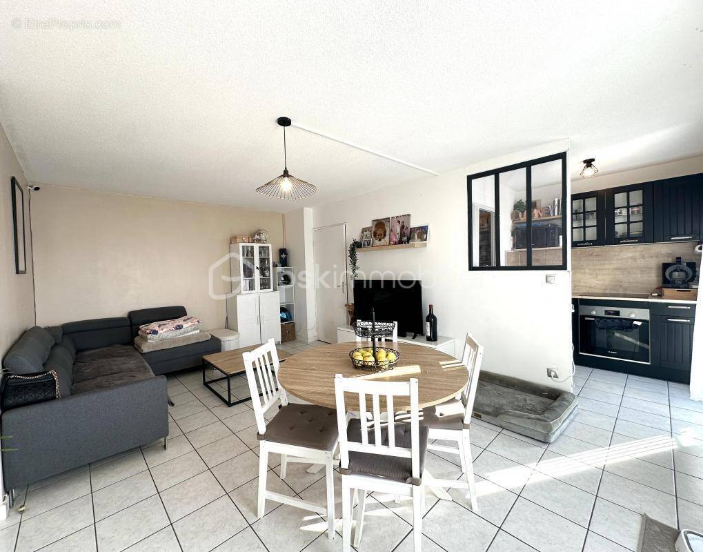 Appartement à MONTEREAU-FAULT-YONNE