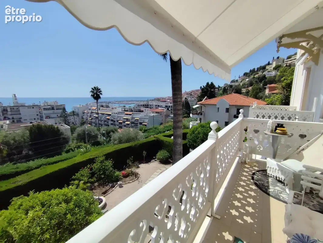 menton Garavan - photo 2