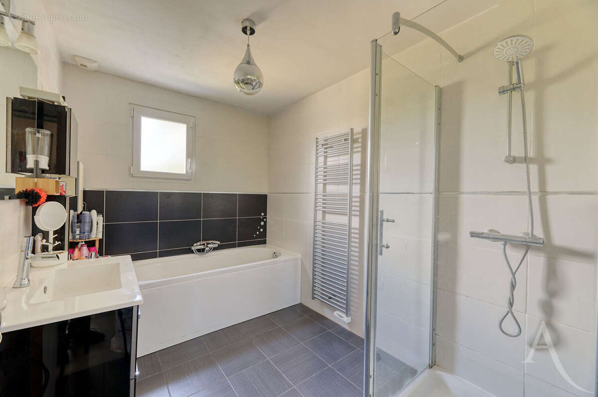 Maison à CORCOUE-SUR-LOGNE