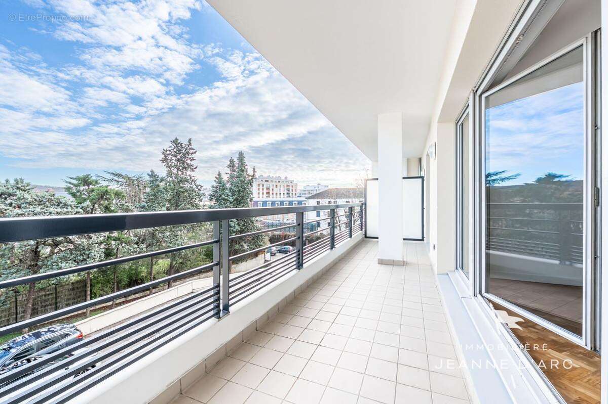 Appartement à VERSAILLES