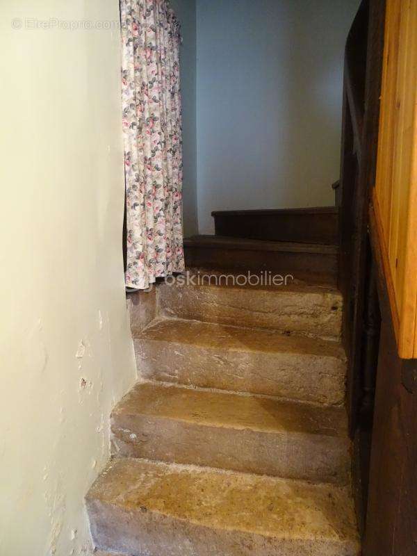 Maison à AUTRY-LE-CHATEL