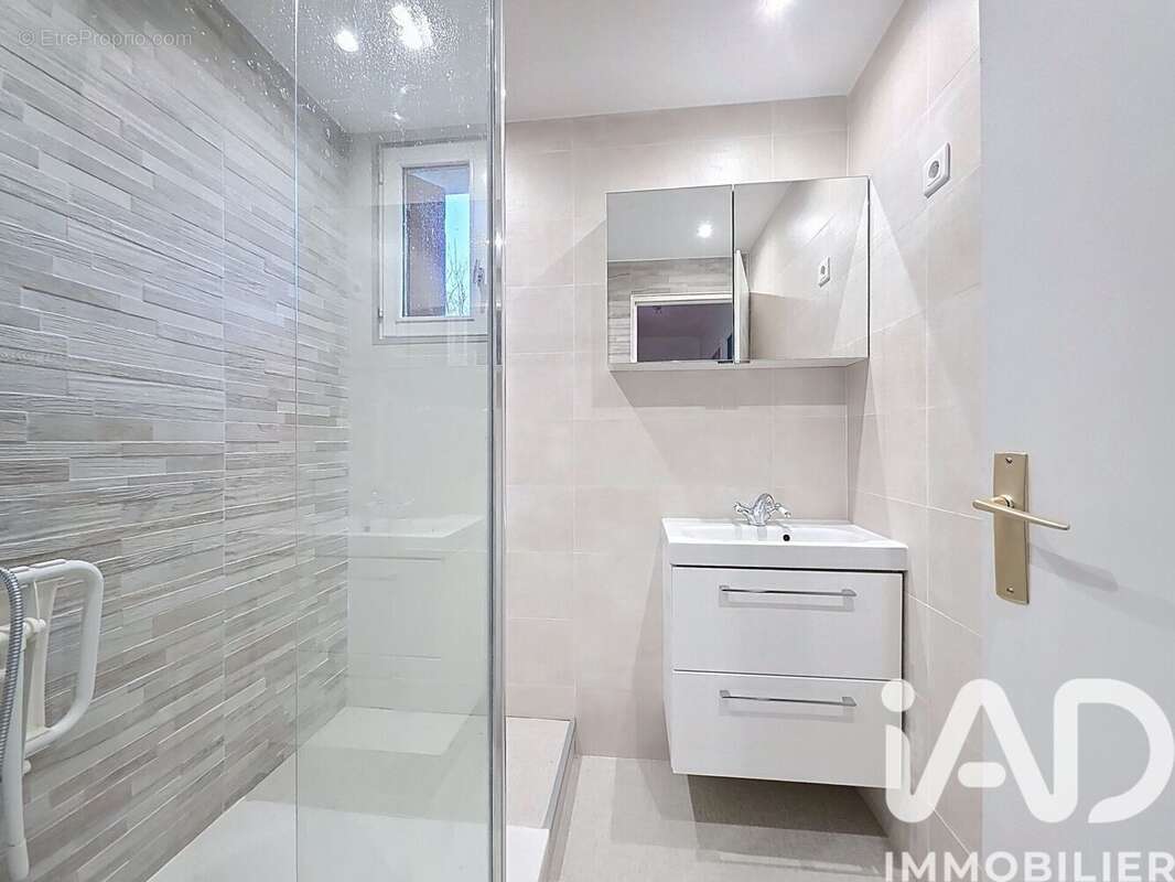 Photo 7 - Appartement à EMERAINVILLE