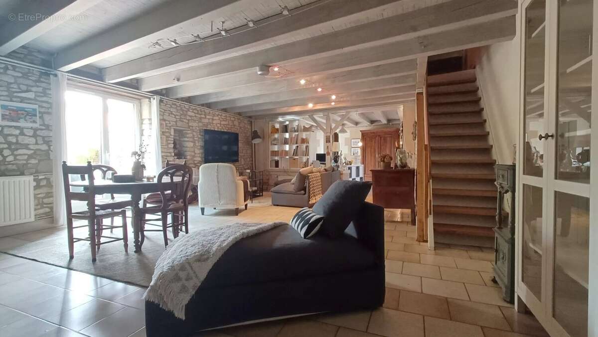 Maison 4 chambres avec piscine amberre - photo 10