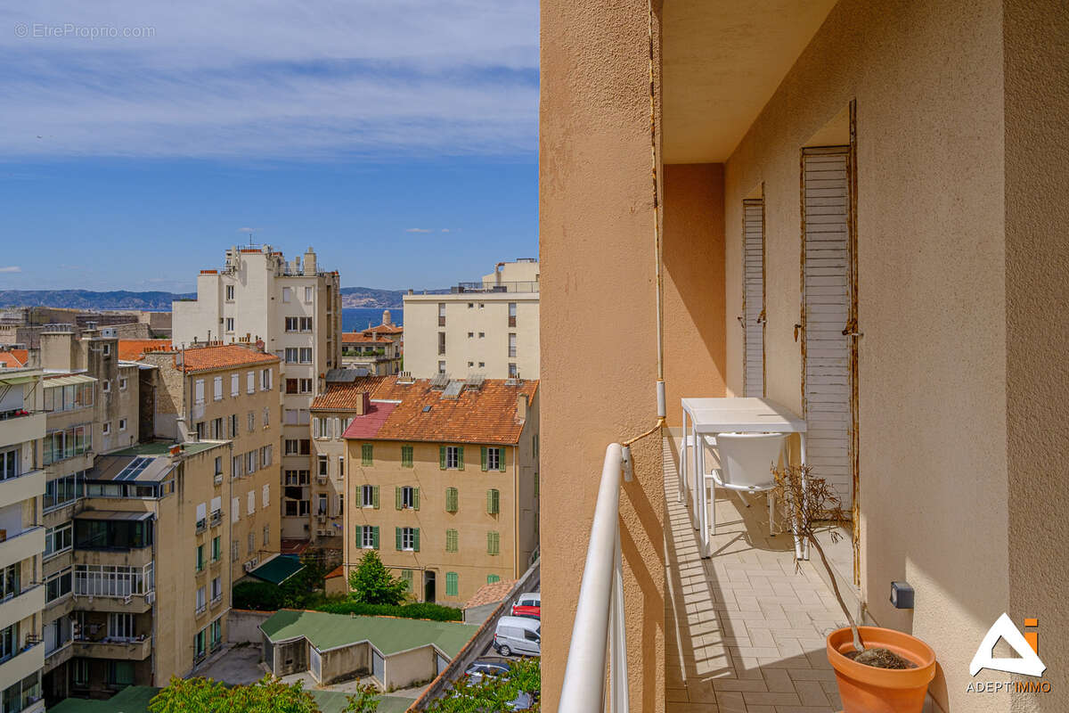 Appartement à MARSEILLE-7E