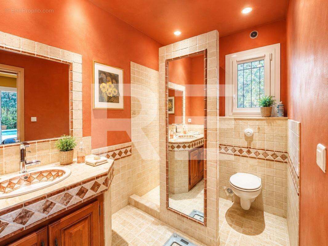 Villa de 154m² sur terrain arbore de 3259m² piscine nimes - photo 8
