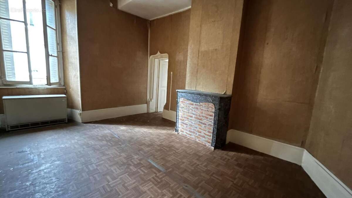 Appartement à AUTUN