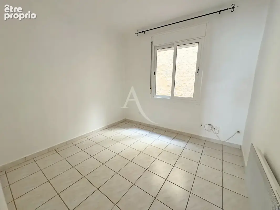 TERRATS : Charmante maison de village  4 pièces - 70 m² rénovée . - photo 12