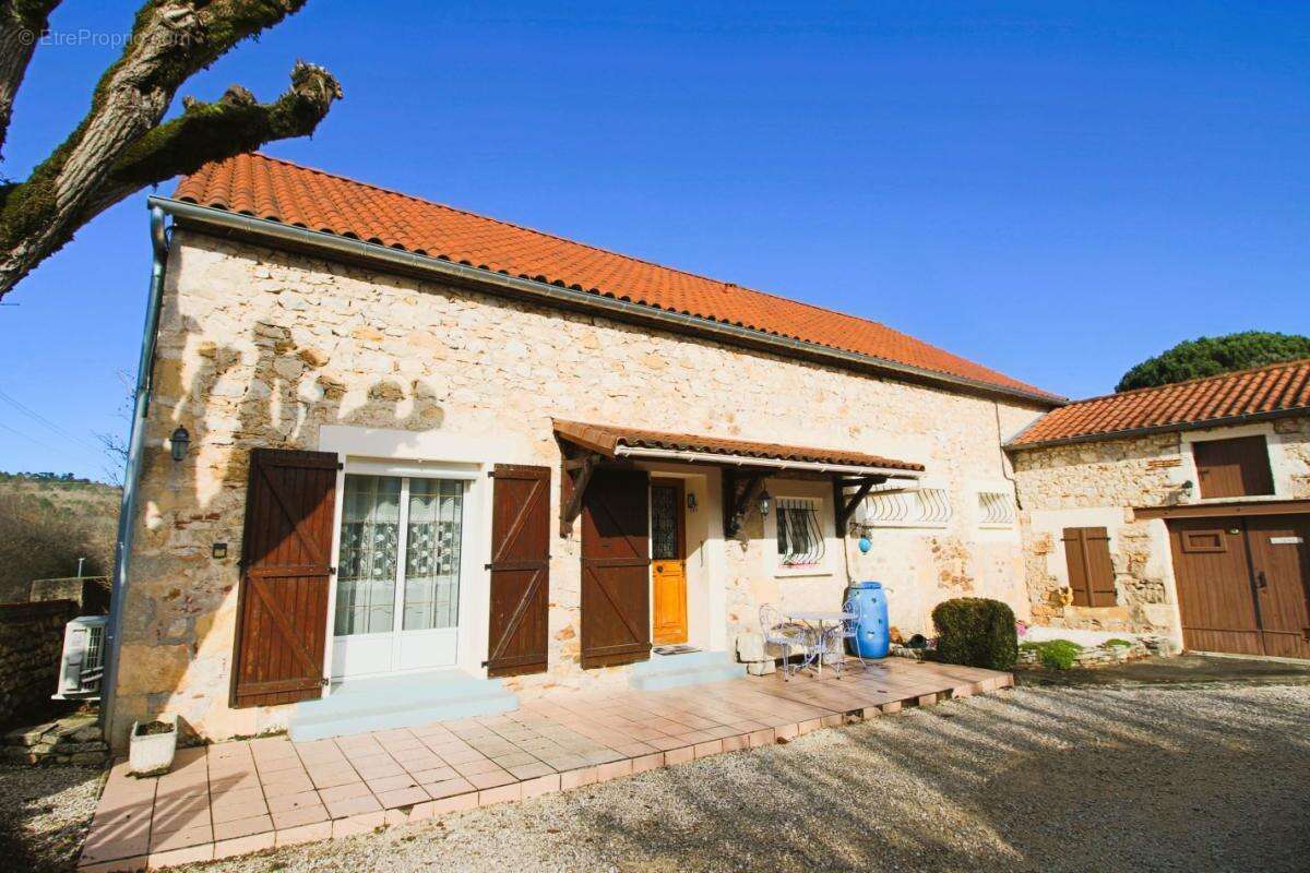 Maison 135 m² à Prayssac  - photo 4