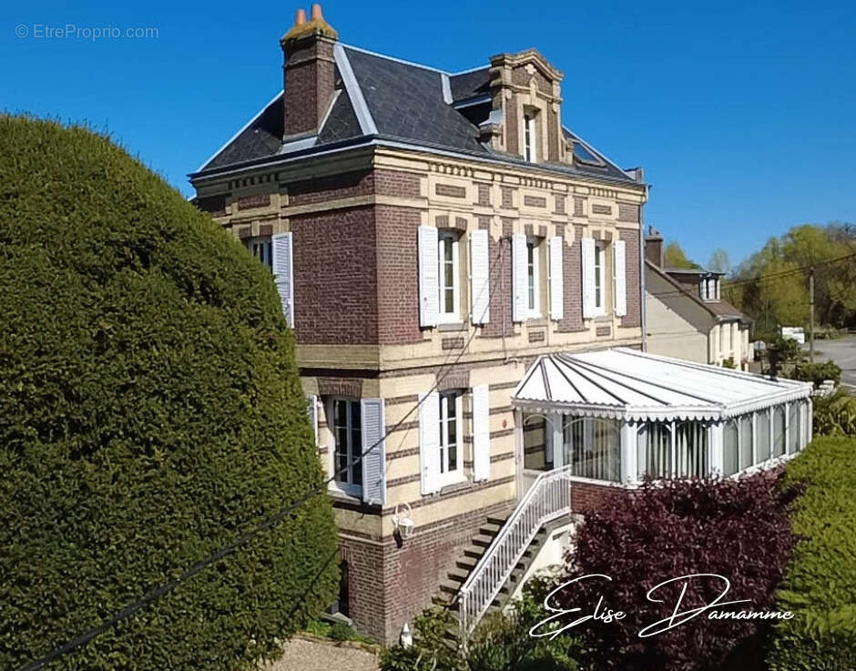 Maison à MONTIVILLIERS