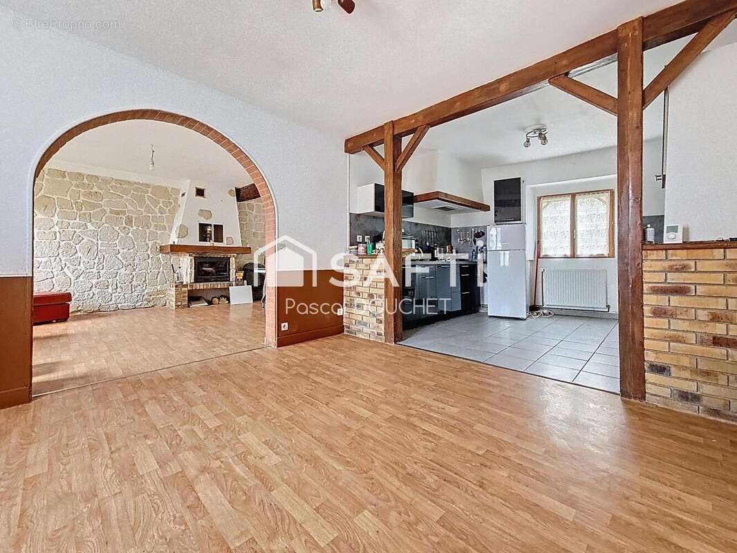 Photo 2 - Maison à COULONGES-COHAN