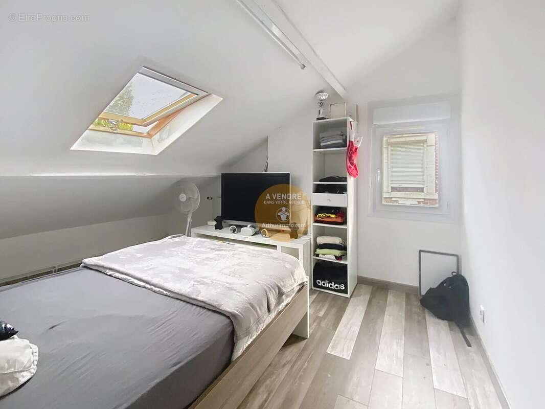 Maison à MONTATAIRE