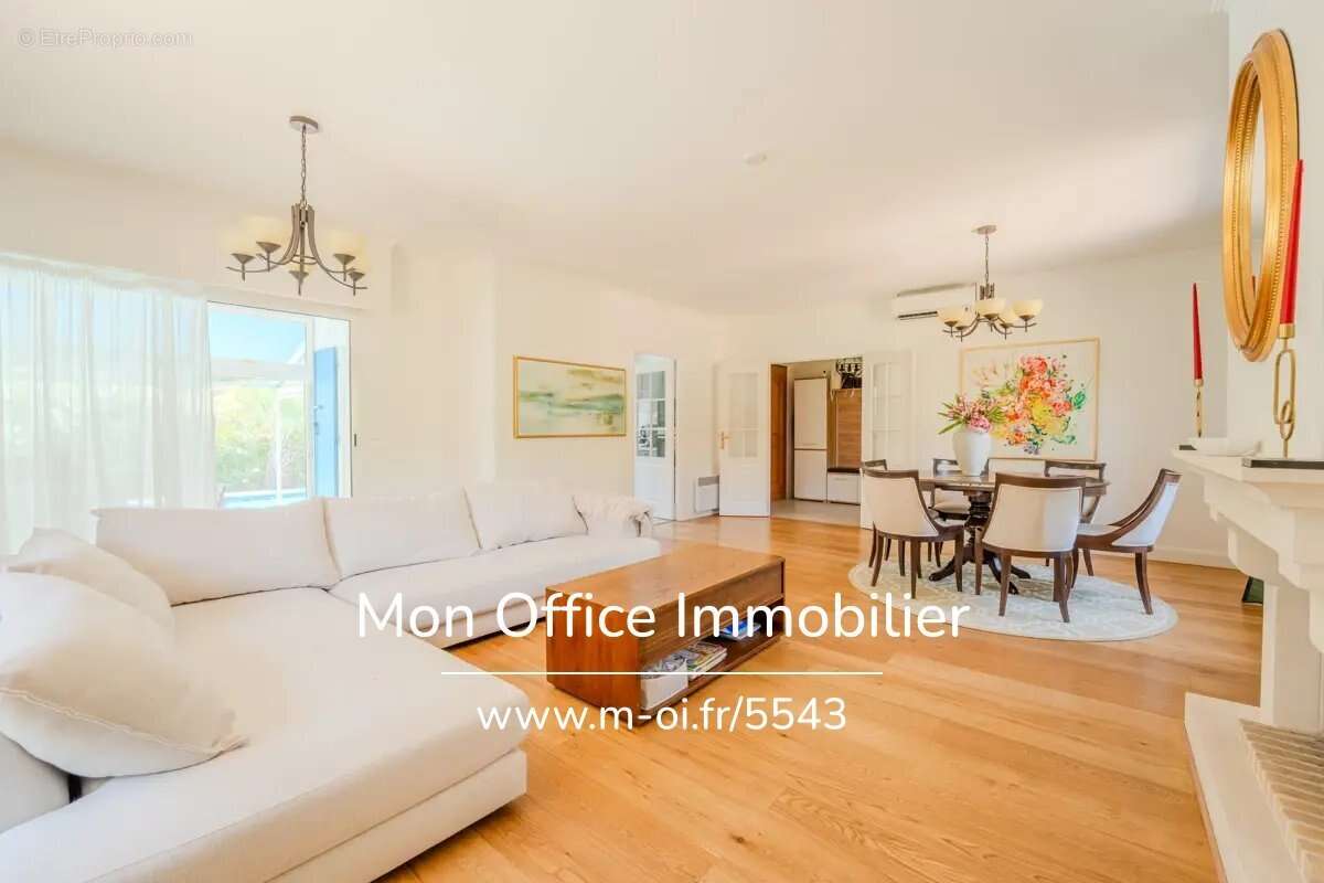 Maison à SAINT-RAPHAEL